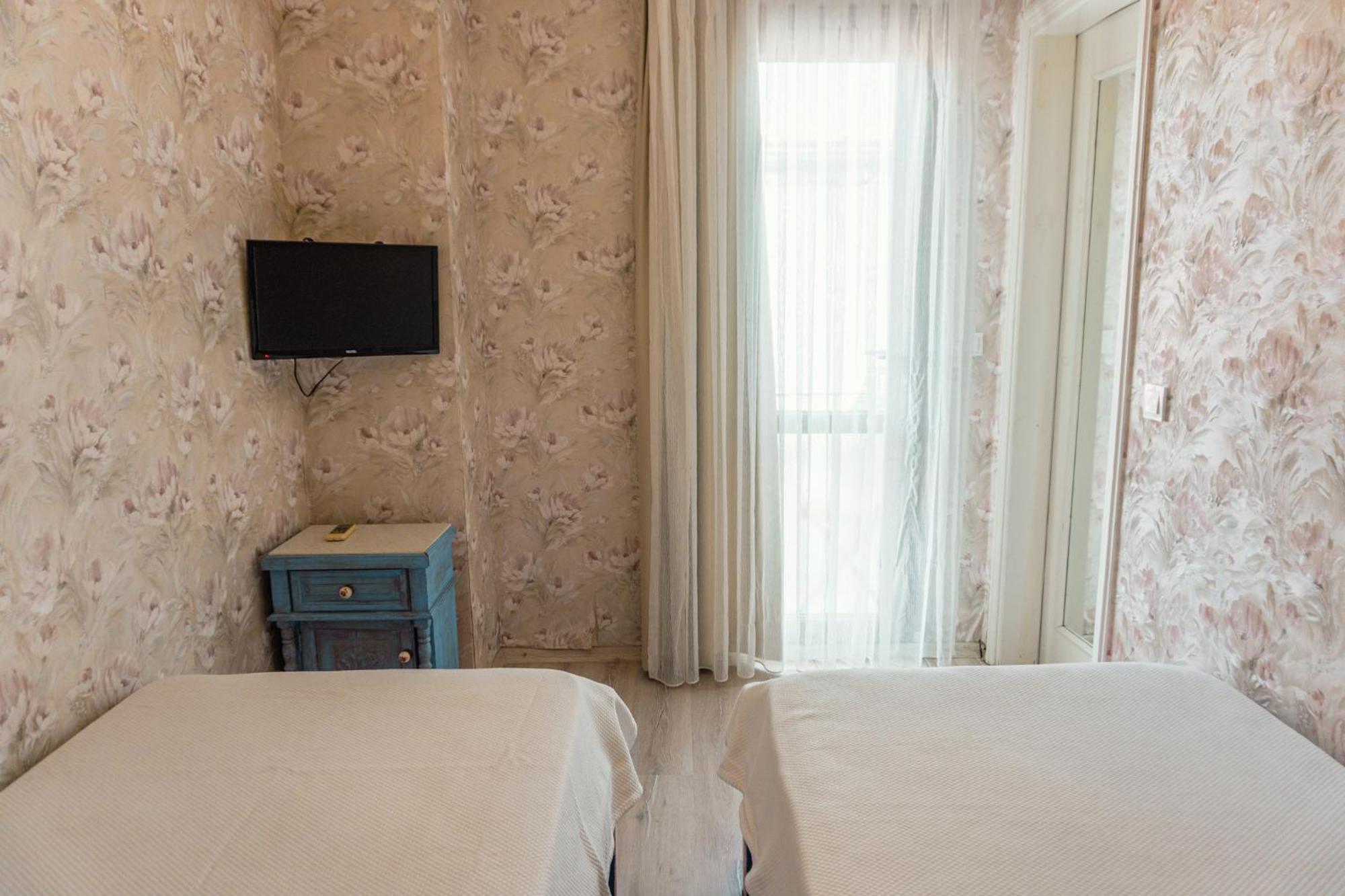 Cunda Mor Limon Otel Ayvalik Bagian luar foto