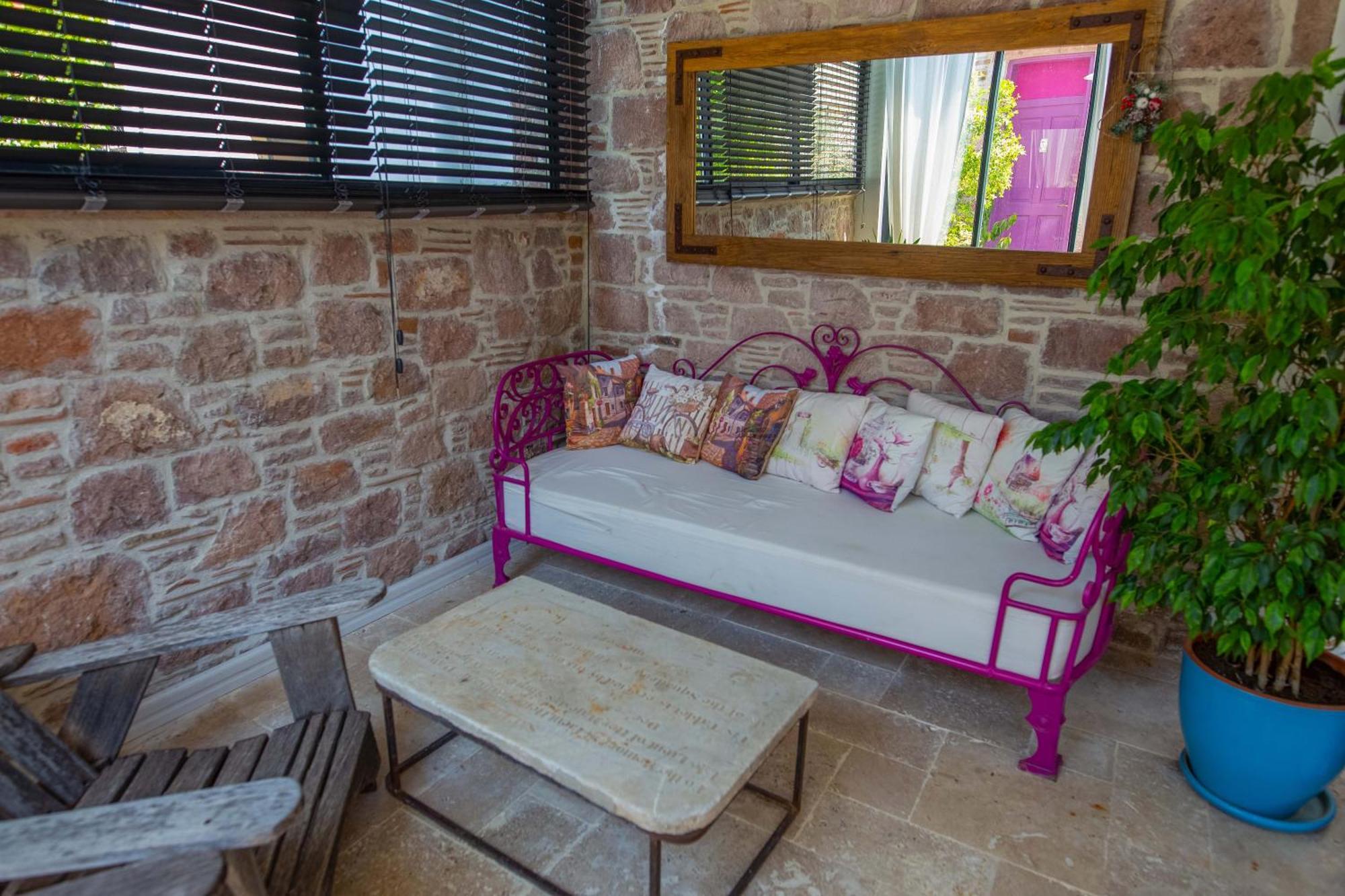 Cunda Mor Limon Otel Ayvalik Bagian luar foto